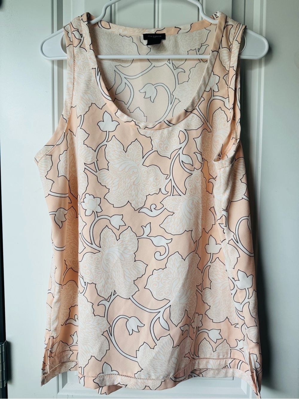 Ann Taylor Peach Floral Sleeveless Tank Top